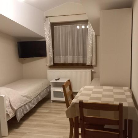 Apartamenty Warka Bagian luar foto