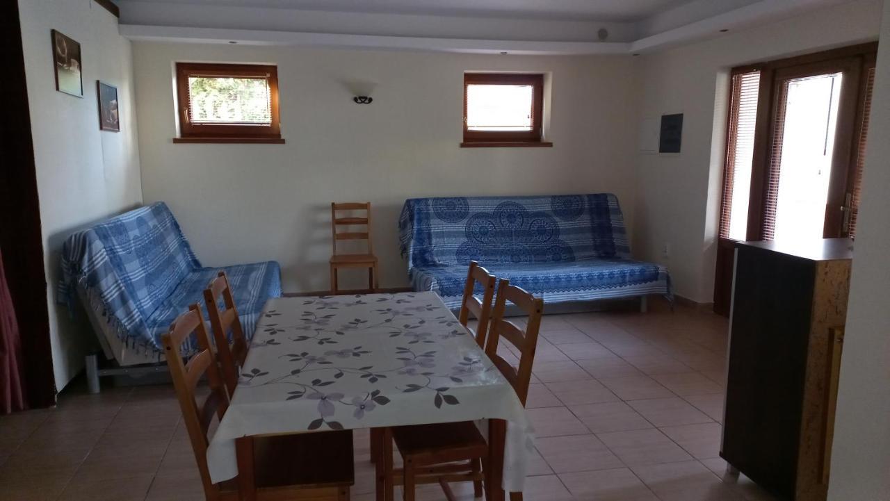 Apartamenty Warka Bagian luar foto