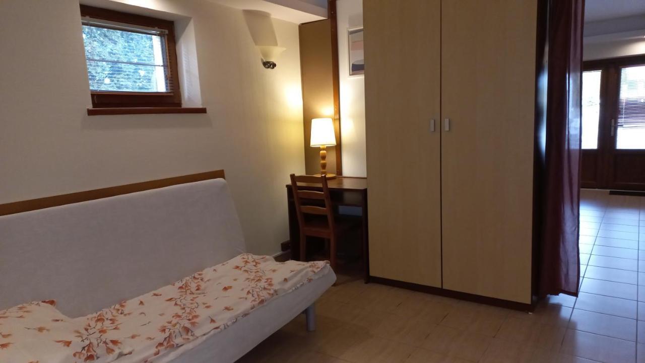 Apartamenty Warka Bagian luar foto