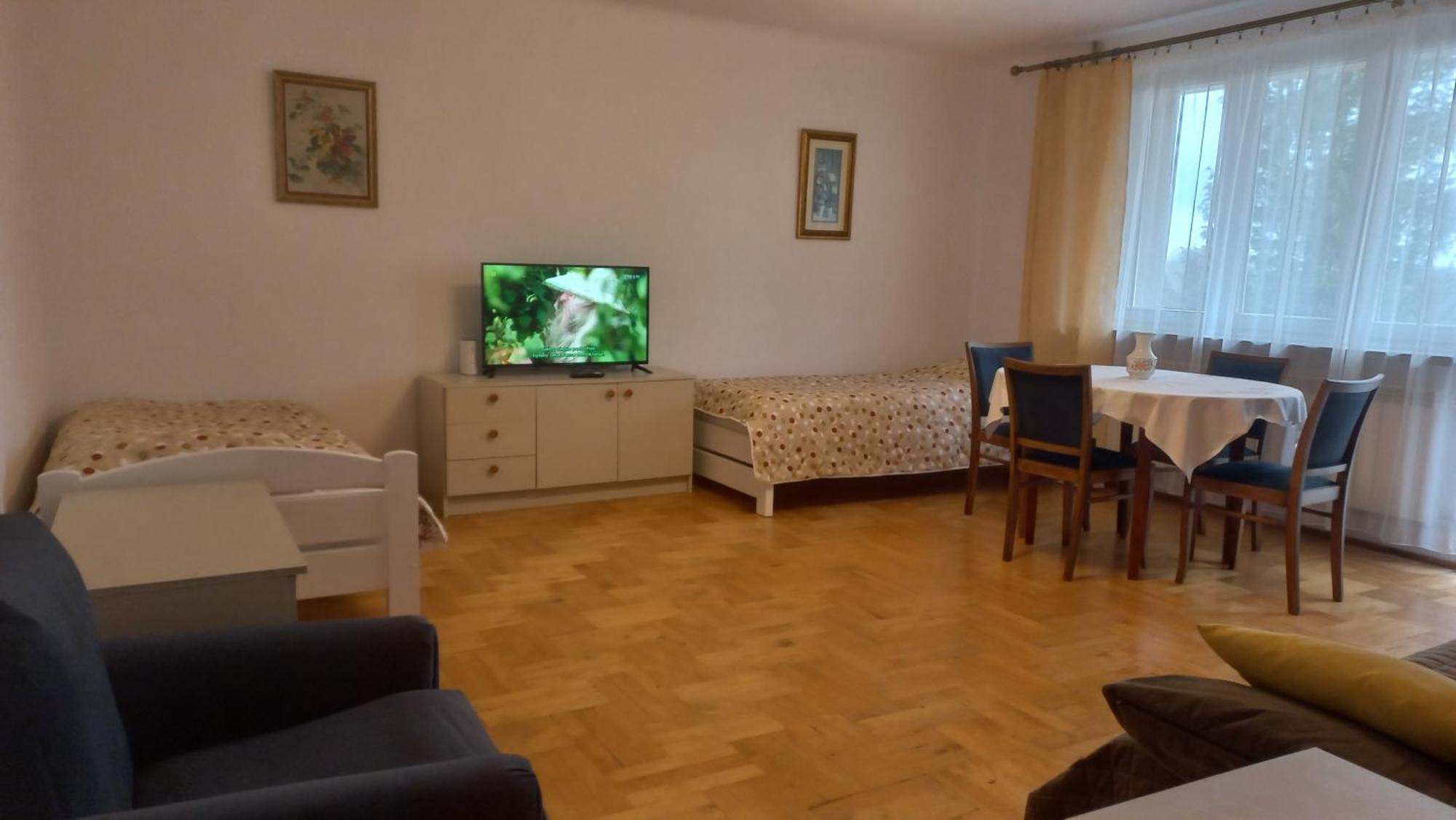 Apartamenty Warka Bagian luar foto